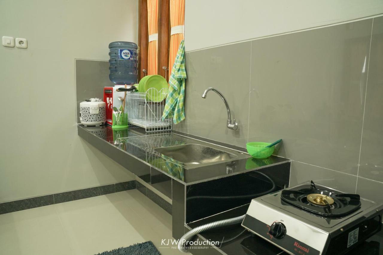 M Stay Guest House Jogja Yogyakarta Exterior photo