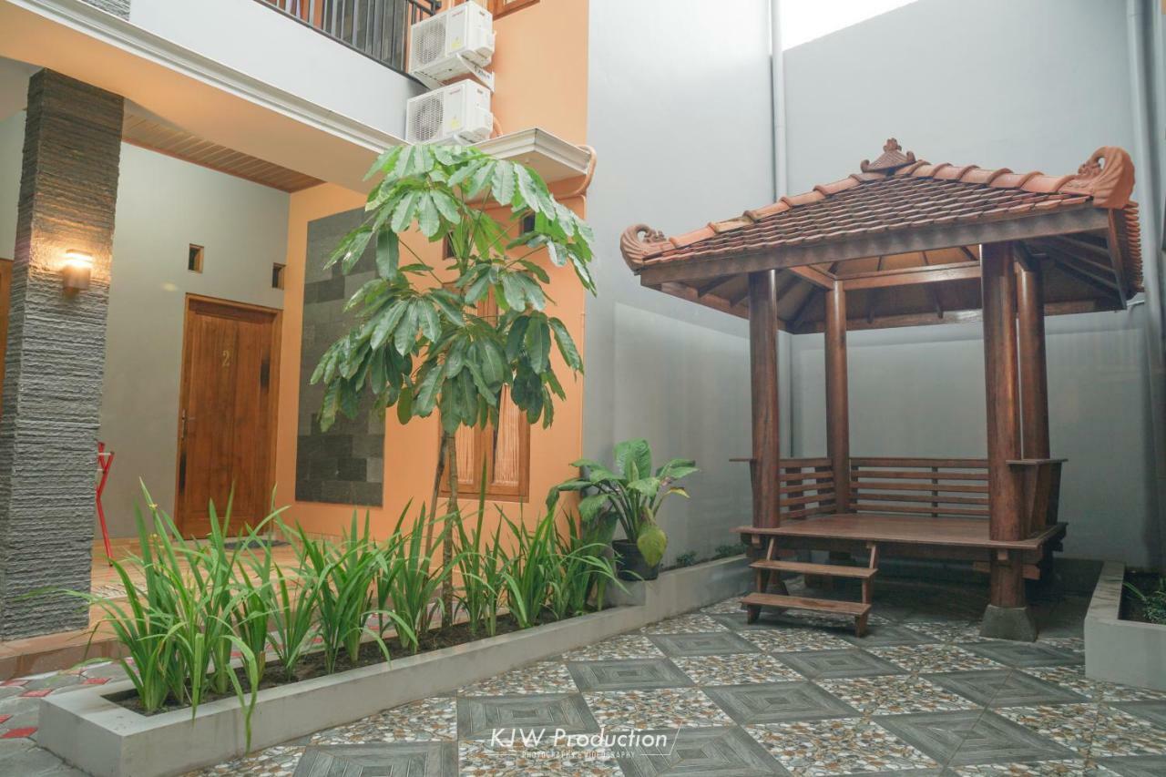M Stay Guest House Jogja Yogyakarta Exterior photo